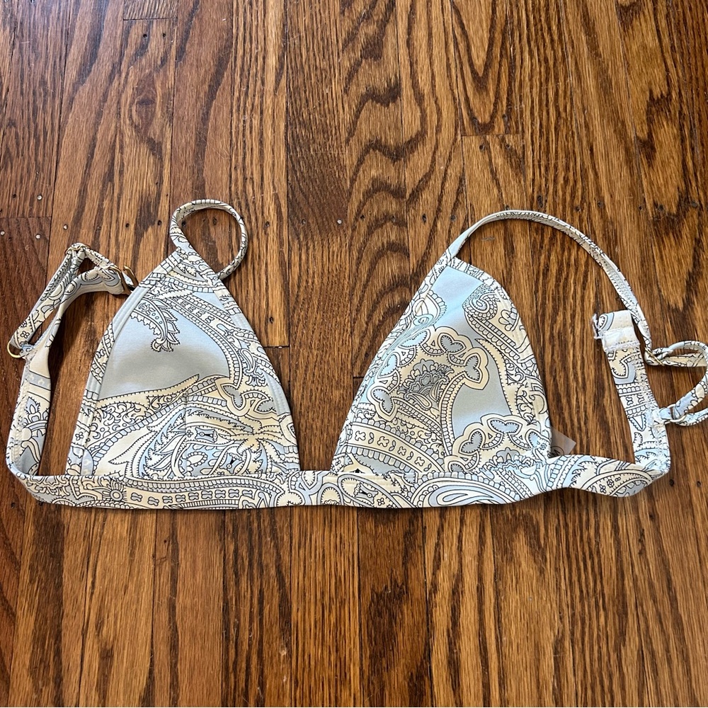 Montce Swim Light Blue Paisley Fixed Triangle Bikini Top size Medium